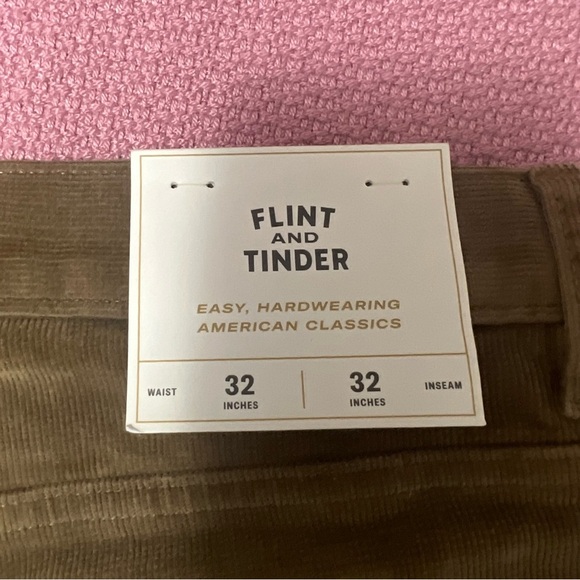 Flint and Tinder Mens Corduroy Pants Tapered fit Whiskey size 32 x 32 - Picture 8 of 9